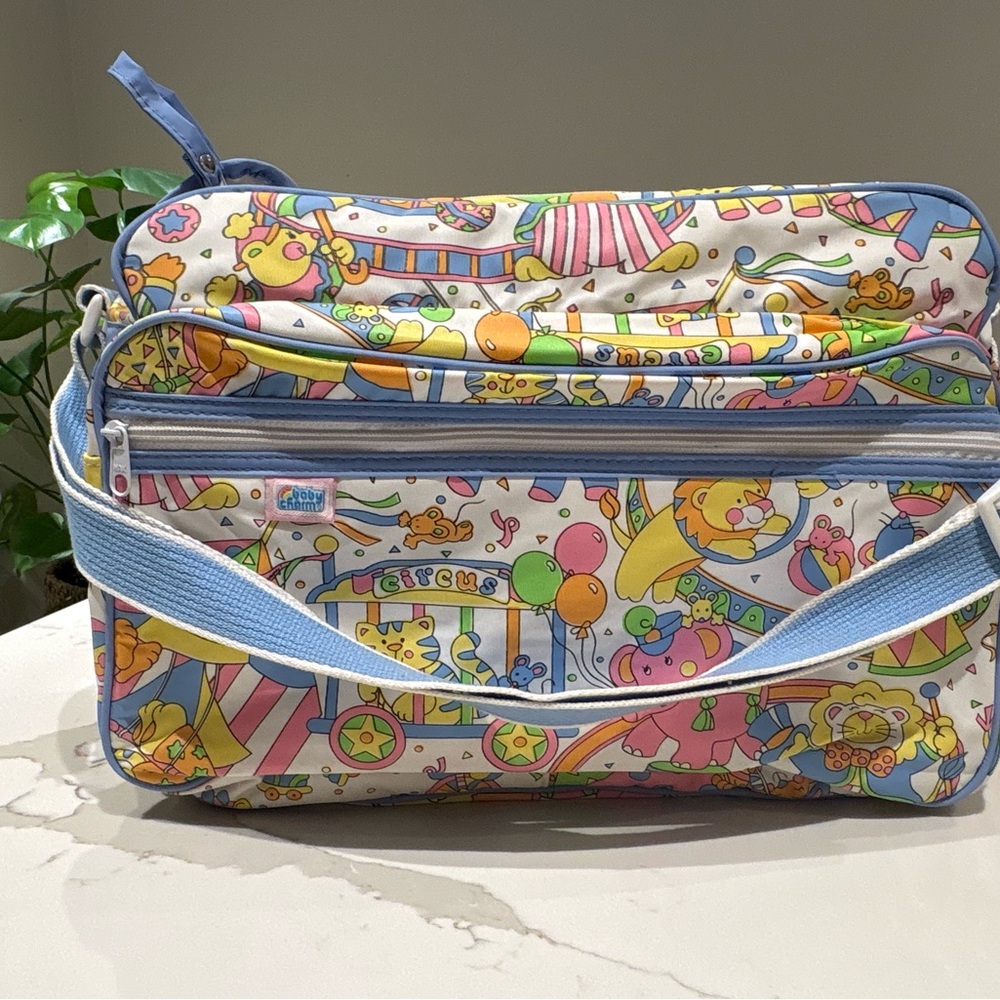 NWOT VTG 80’s BABY CHARM PASTEL CIRCUS ANIMALS VINYL UNISEX DIAPER BOTTLE BAG